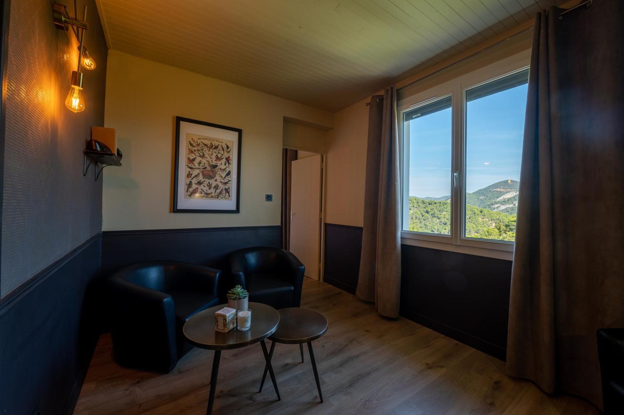 Logis Hotel Restaurant Le Plantevin Propiac Exterior photo